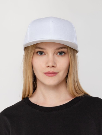 Бейсболка Snapback с прямым козырьком
